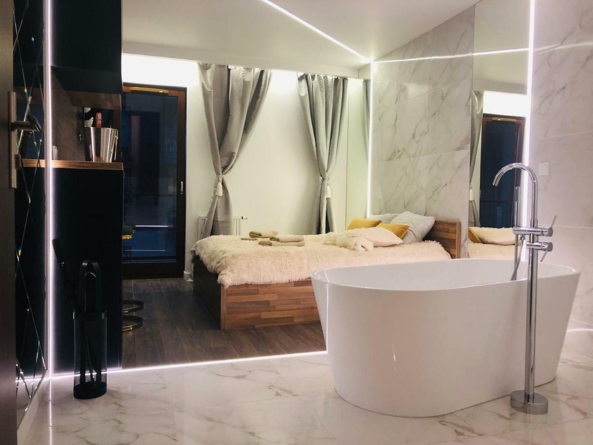 Yourapart Chmielna Park Exclusive Z Wanna Wolnostojaca Lub Jacuzzi غدانسك المظهر الخارجي الصورة