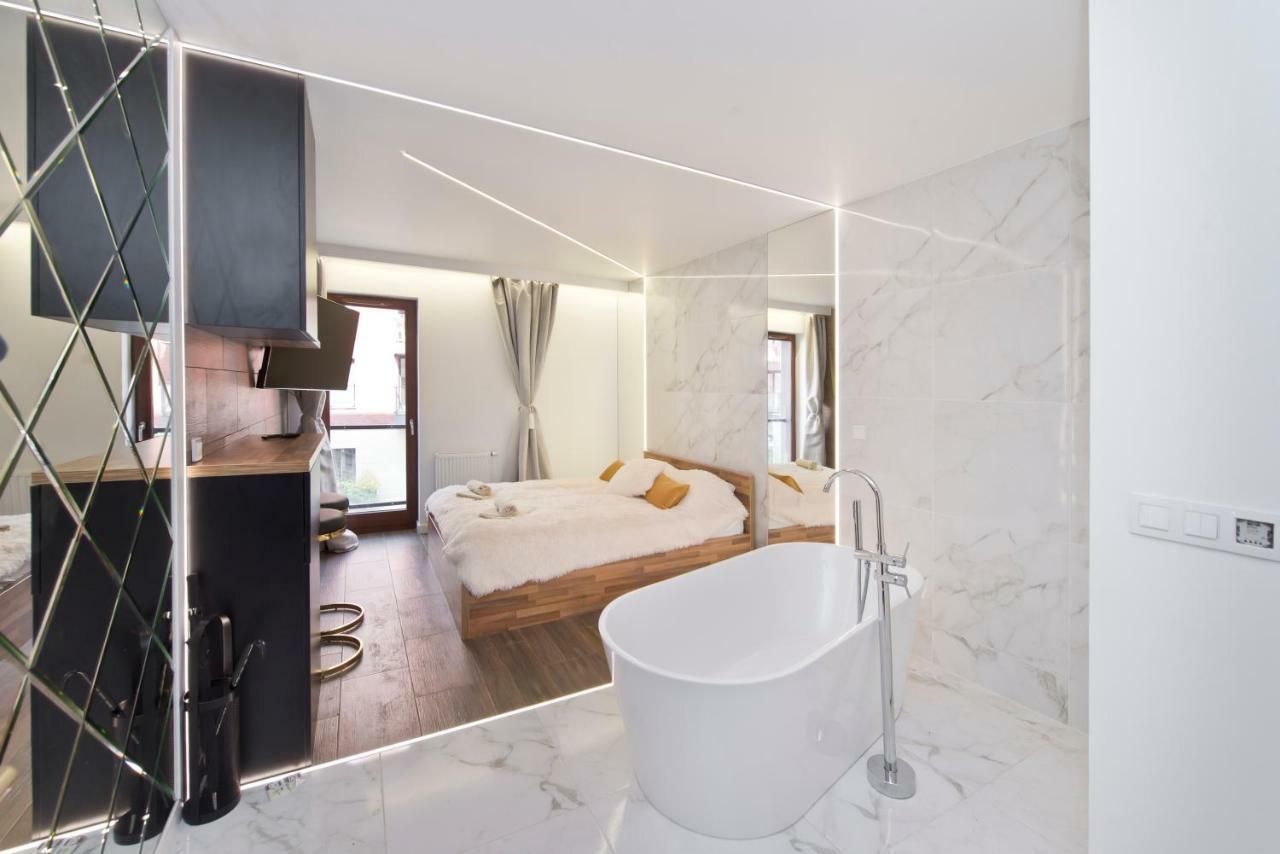 Yourapart Chmielna Park Exclusive Z Wanna Wolnostojaca Lub Jacuzzi غدانسك المظهر الخارجي الصورة